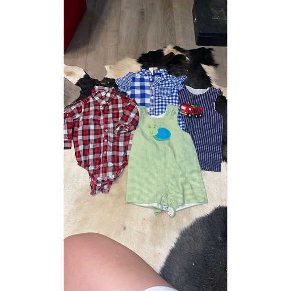 Carter's Other - Boys 12-18 month romper set GREAT CONDITION